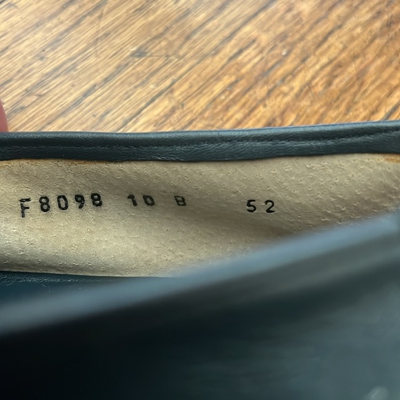 Vintage Cole Haan Tassle loafers in size 10B (run small) - Picture 8 of 8